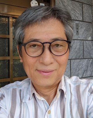 代表　高井弘一郎